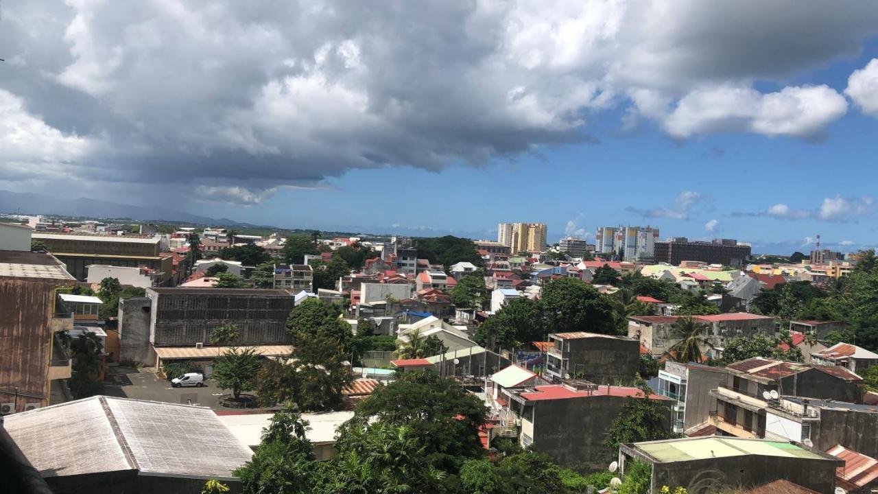 Appartement Avec Vue Panoramique De Pointe-A-Pitre Eksteriør billede